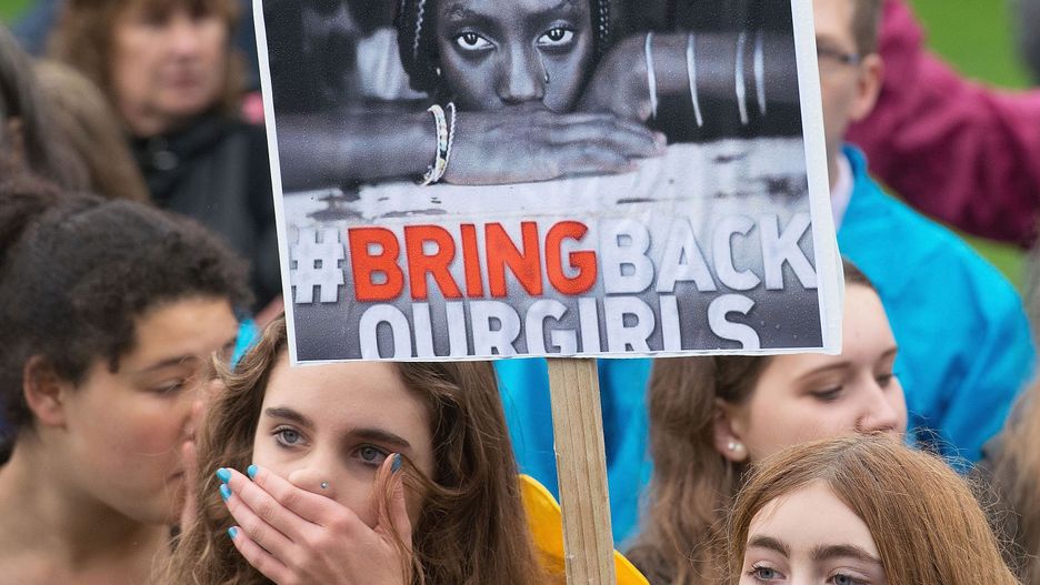 Kiedy w 2014 r. członkowie Boko Haram porwali 276 dziewcząt w mieście Chibok, świat zjednoczyło hasło: oddajcie je #BringBackOurGirls