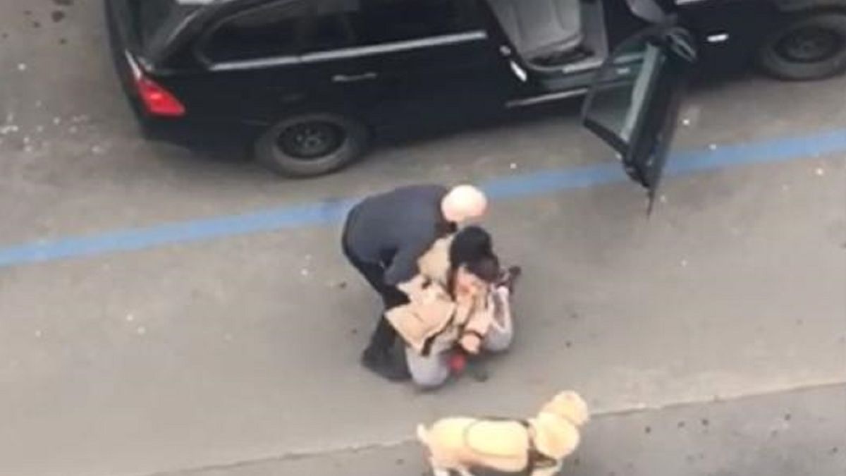 Kierowca Bolta wyrzucił niewidomą na jezdnię.