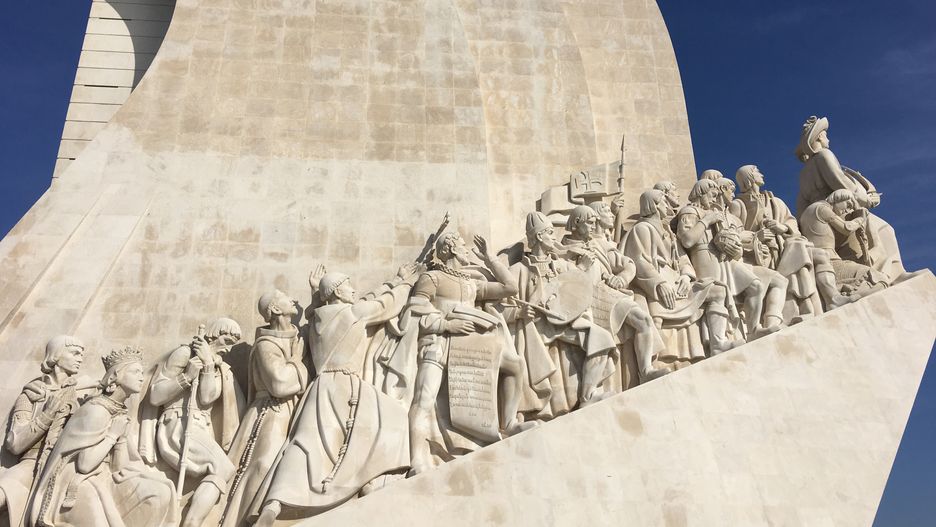 W Belem przy Av. Brasilia w 500. rocznicę śmierci Henryka Żeglarza powstał 52-metrowy Pomnik Odkrywców