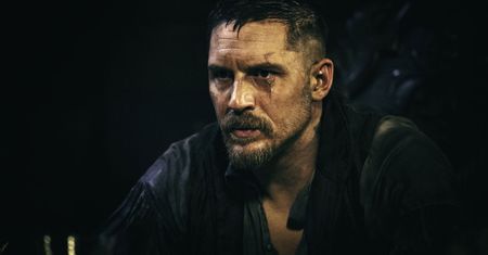 Przygotujcie się na jeszcze więcej akcji i wybuchów. Tom Hardy powraca z drugim sezonem "Tabu"!