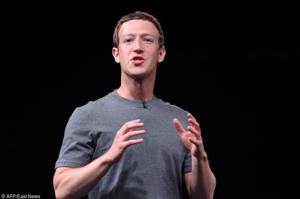 Szef Facebooka na prezydenta w 2020 roku? "Jego zachowanie na to wskazuje"