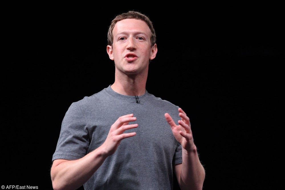 Mark Zuckerberg próbuje ratować opinię o swoim portalu