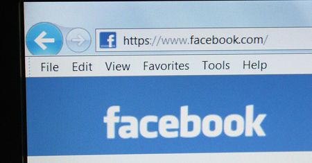 Najczęściej odwiedzane przez Polaków strony i profile na Facebooku