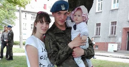 Była adoptowana, dziś szuka bliskich. Ta historia poruszyła internautów