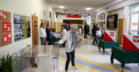 Wybory parlamentarne 2019. Jak dopisać się do listy wyborców? Wystarczy bankowość online