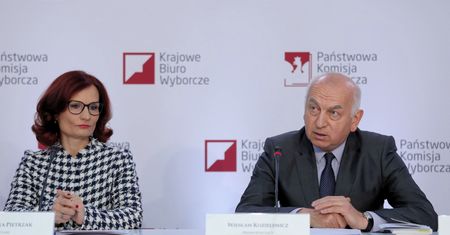 Wybory parlamentarne 2019. Niemal ćwierć miliona Polaków dopisało się do spisów. Dane PKW