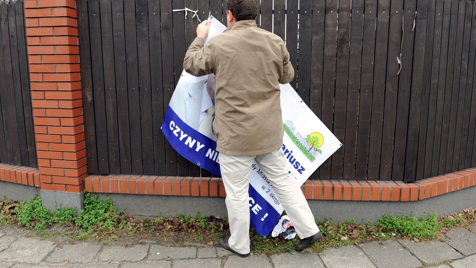 Komitety będą miały 30 dni na uprzątnięcie plakatów i banerów