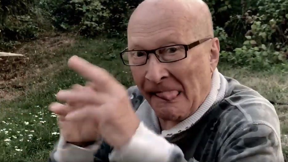 To właśnie ten film z Wojciechem Pszoniakiem budzi najwięcej kontrowersji