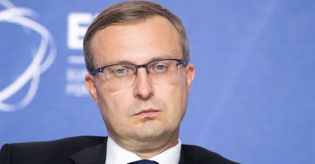 Koronawirus uderzył w gospodarkę. Borys: PKB Polski spadnie o 10 proc.