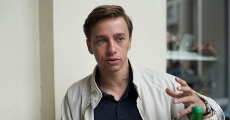 Krzysztof Bosak znów wywołał dyskusję w sieci. Poszło o klapsy