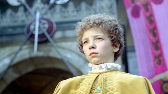 Adam Probosz jako książę Mateusz w "Akademii Pana Kleksa" (1983)