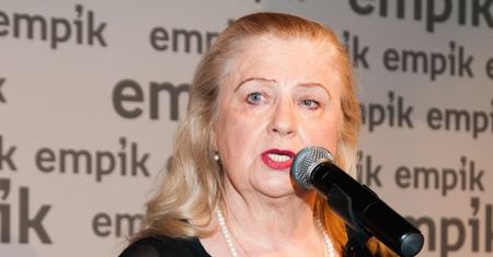 Celińska o alkoholizmie: "Teraz jest więcej pokus: narkotyki, komputer, zakupy... Alkohol nie jest dla mnie problemem"