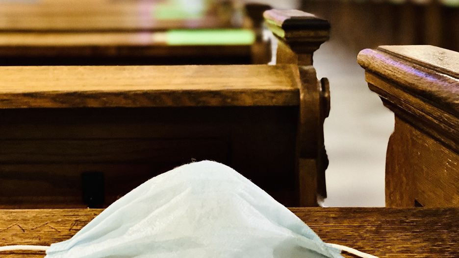 Kolejni biskupi udzielają dyspensy od mszy