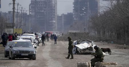 Wojna w Ukrainie. Upłynął termin rosyjskiego ultimatum ws. Mariupola. Miasto będzie dalej walczyć