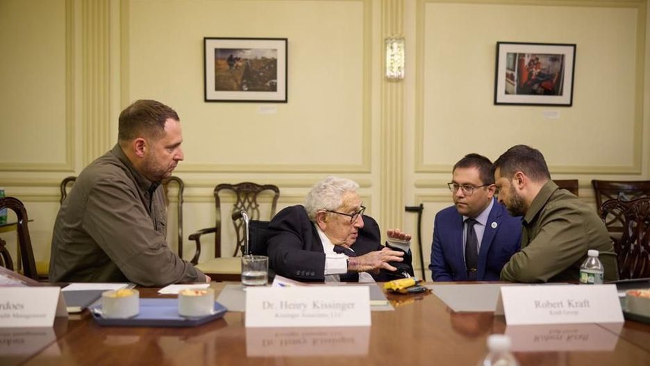 Ukraina w NATO? Zełenski spotkał się z Kissingerem