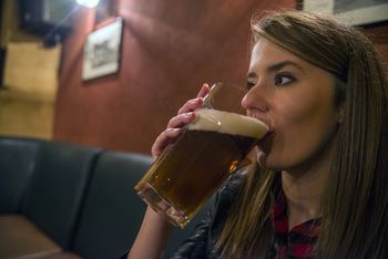 Wakacje z finałem na toksykologii. "Mają po dwa, trzy promile"