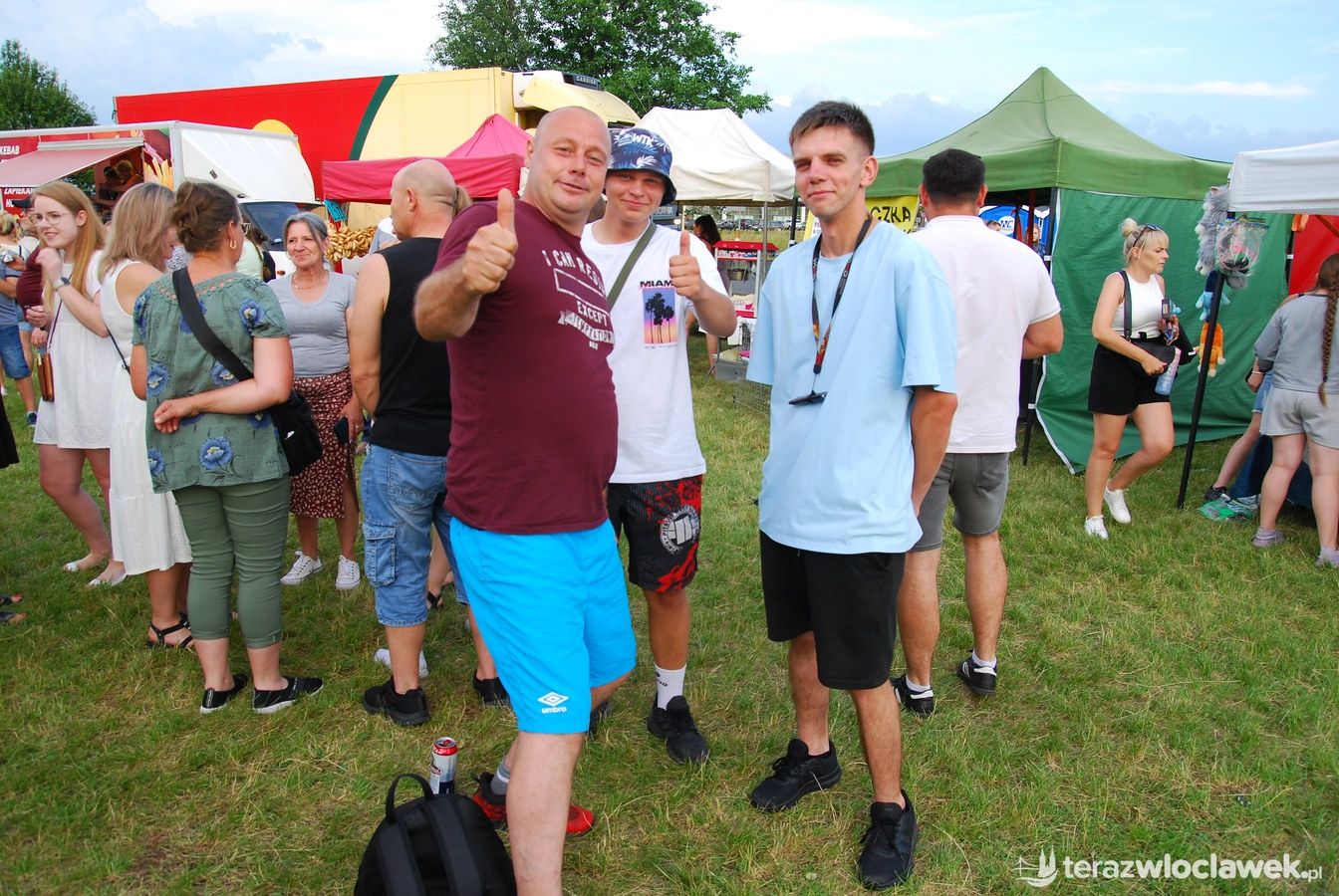 IX Powiatowo-Gminny Festiwal Zespołów Weselnych w Boniewie