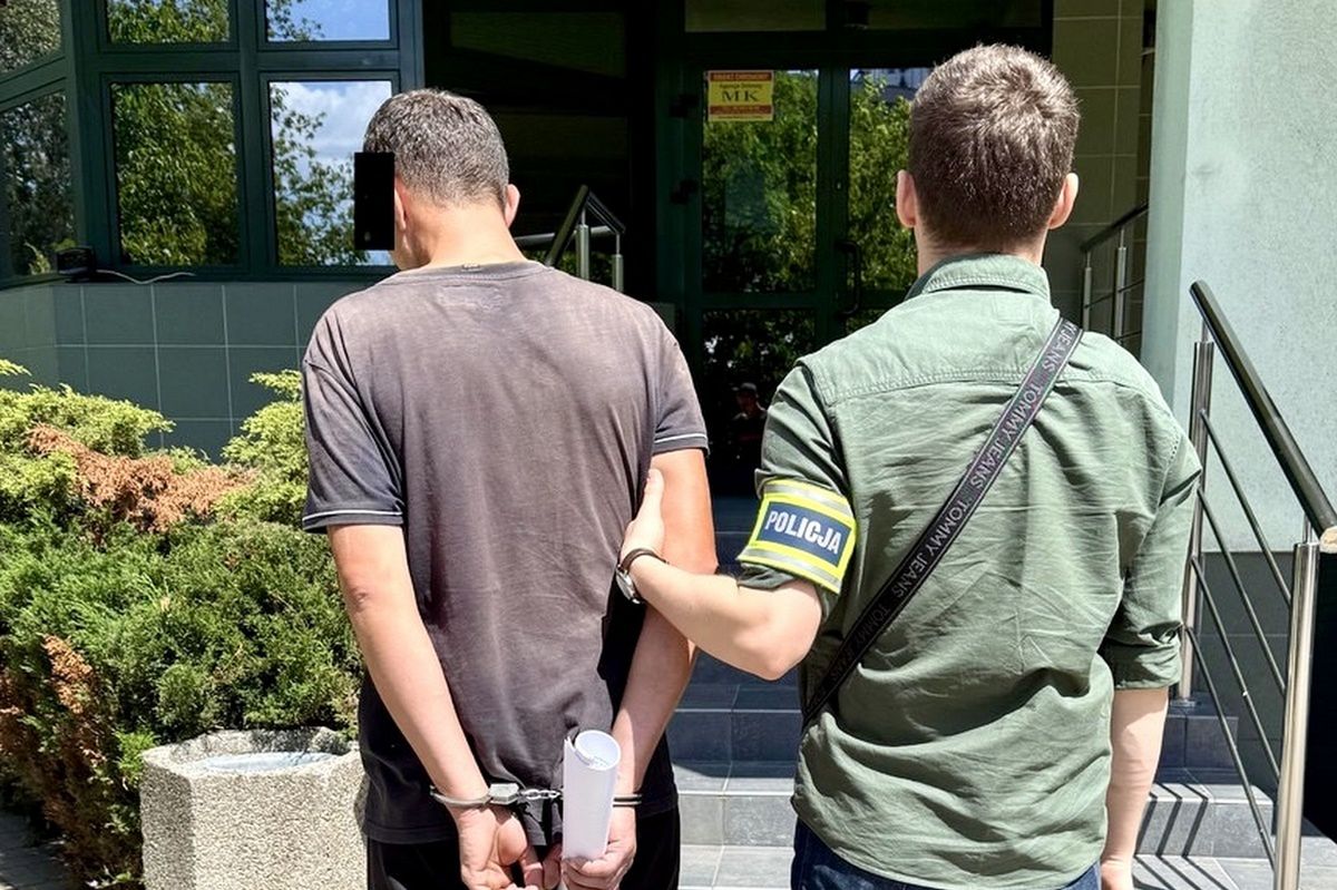 41-letni Ukrainiec deportowany za rozbój na 95-latku w Warszawie