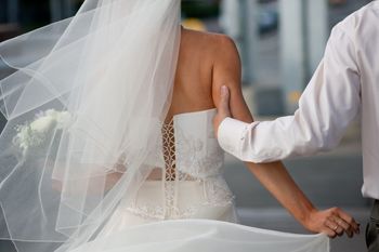 Fotograf zwiastuny rozwodu widzi już na ślubie. Wskazuje przesłanki