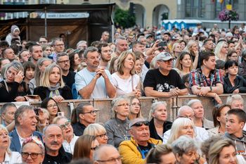 Białostoczanie usłyszeli przeboje zespołu Queen w symfonicznym wydaniu. Podczas Dni Miasta odbył się koncert "Tribute To Freddie Mercury"
