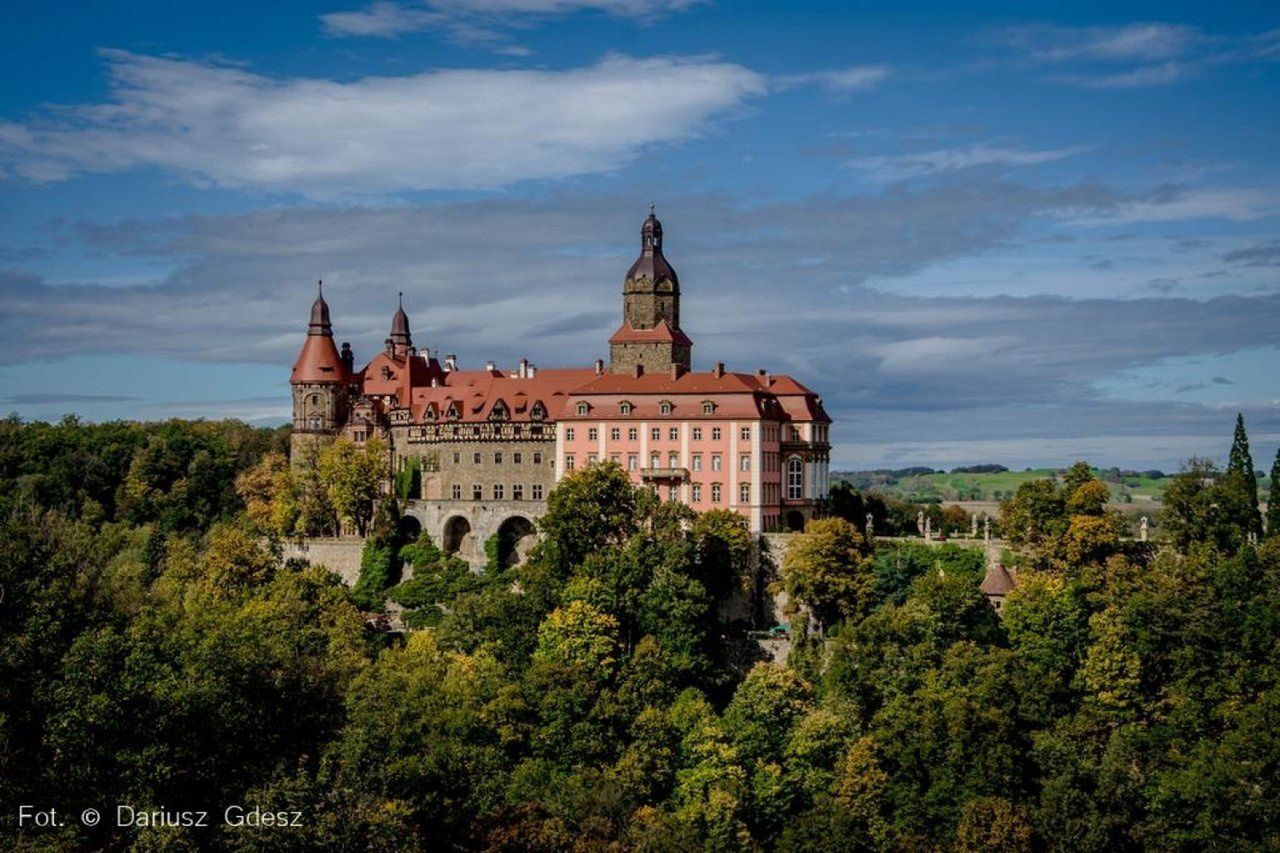 Dolny Śląsk: Turystyczne Skarby Polski 2025: Zamek Książ i Sokołowsko w finale ogólnopolskiego plebiscytu Naszego Miasta