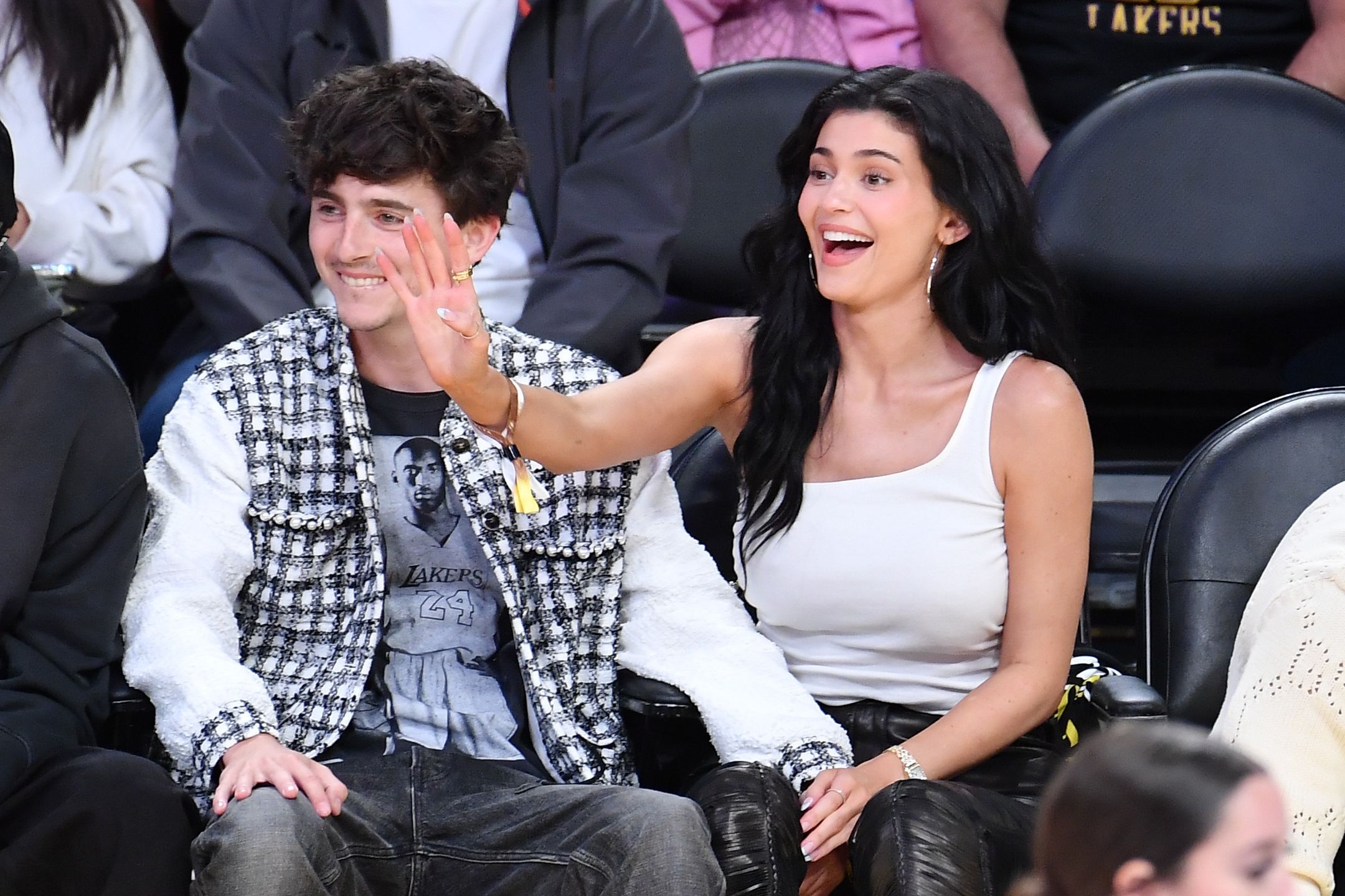 Kylie Jenner i Timothee Chalamet na meczu koszykówki