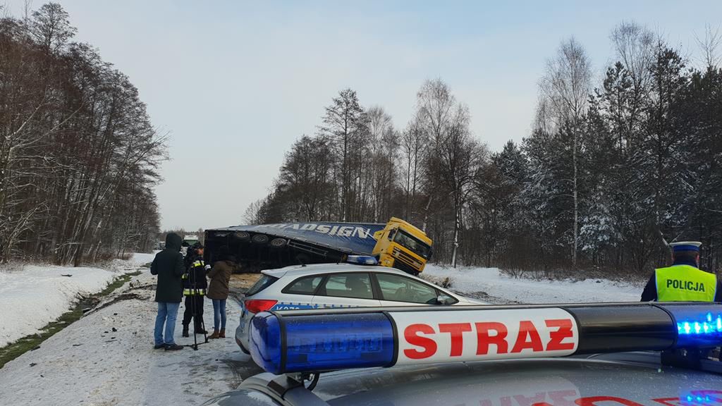Tragiczny wypadek na DK-19 w Domostawie. Zginęło małżeństwo