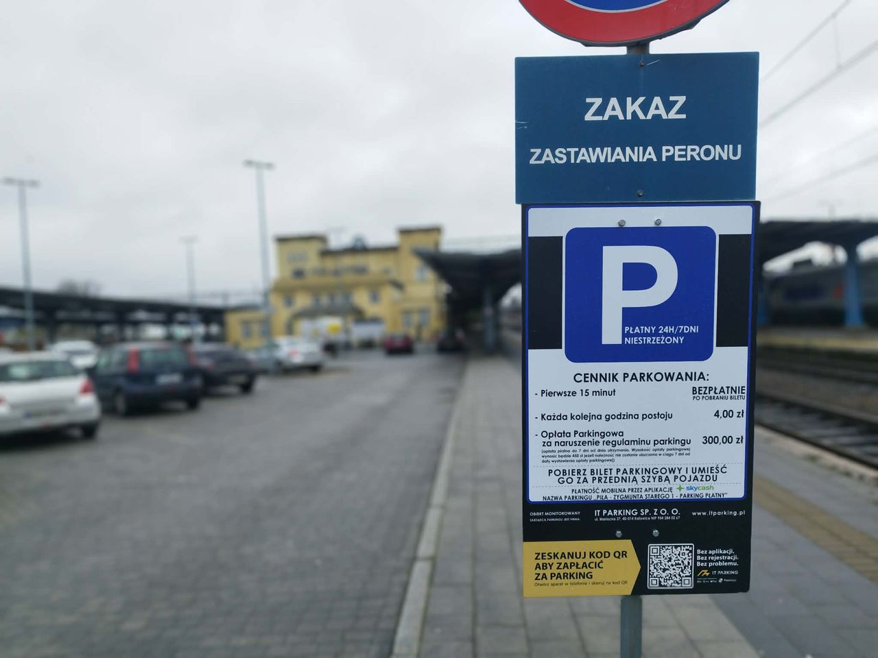 Piła: Płatny parking przy dworcu PKP. Koniec z darmowym postojem