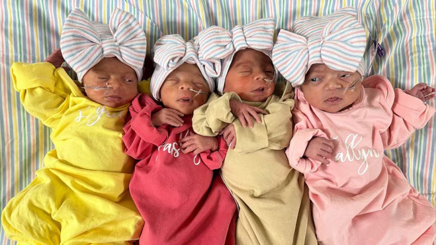 Para powitała na świecie niezwykłe czworaczki. Okazały się dwiema parami bliźniąt jednojajowych