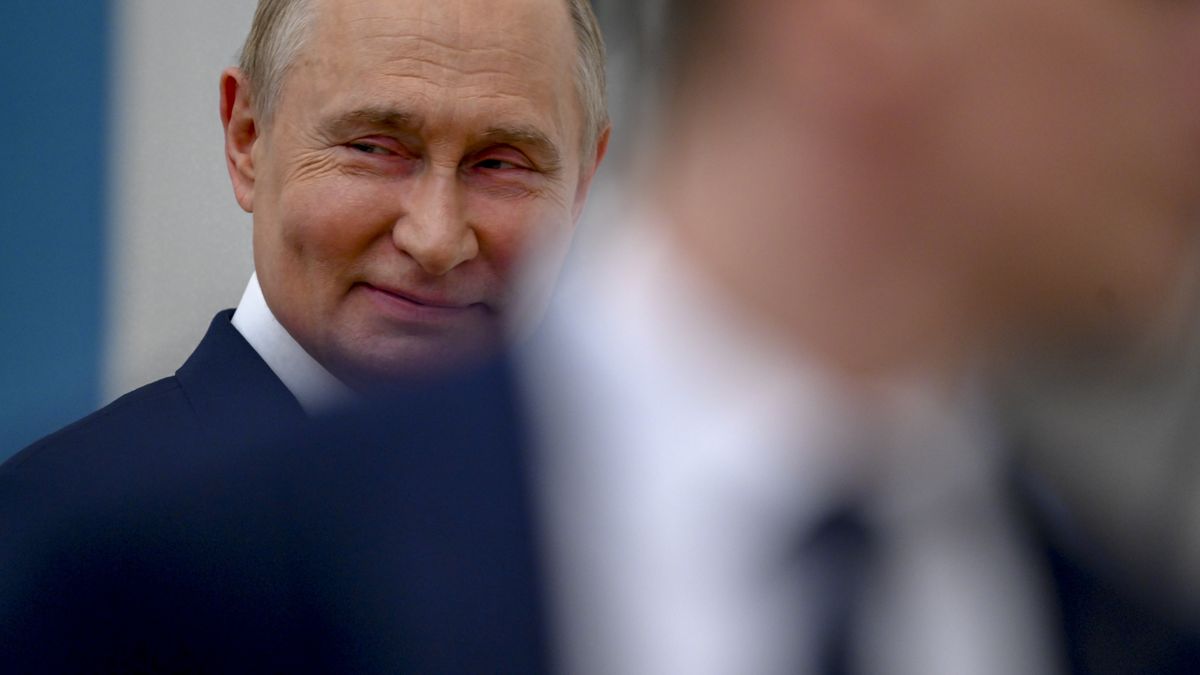 MOSCOW, RUSSIA - JULY 05: Russian President Vladimir Putin makes a speech during a joint press conference with Hungarian Prime Minister Viktor Orban (not seen) following their meeting at the Kremlin in Moscow, Russia on July 05, 2024. (Photo by Sefa Karacan/Anadolu via Getty Images)