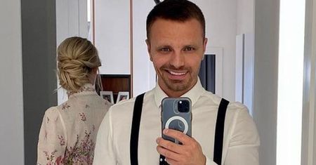Już jej nie ukrywa. Tym razem stanęła przodem