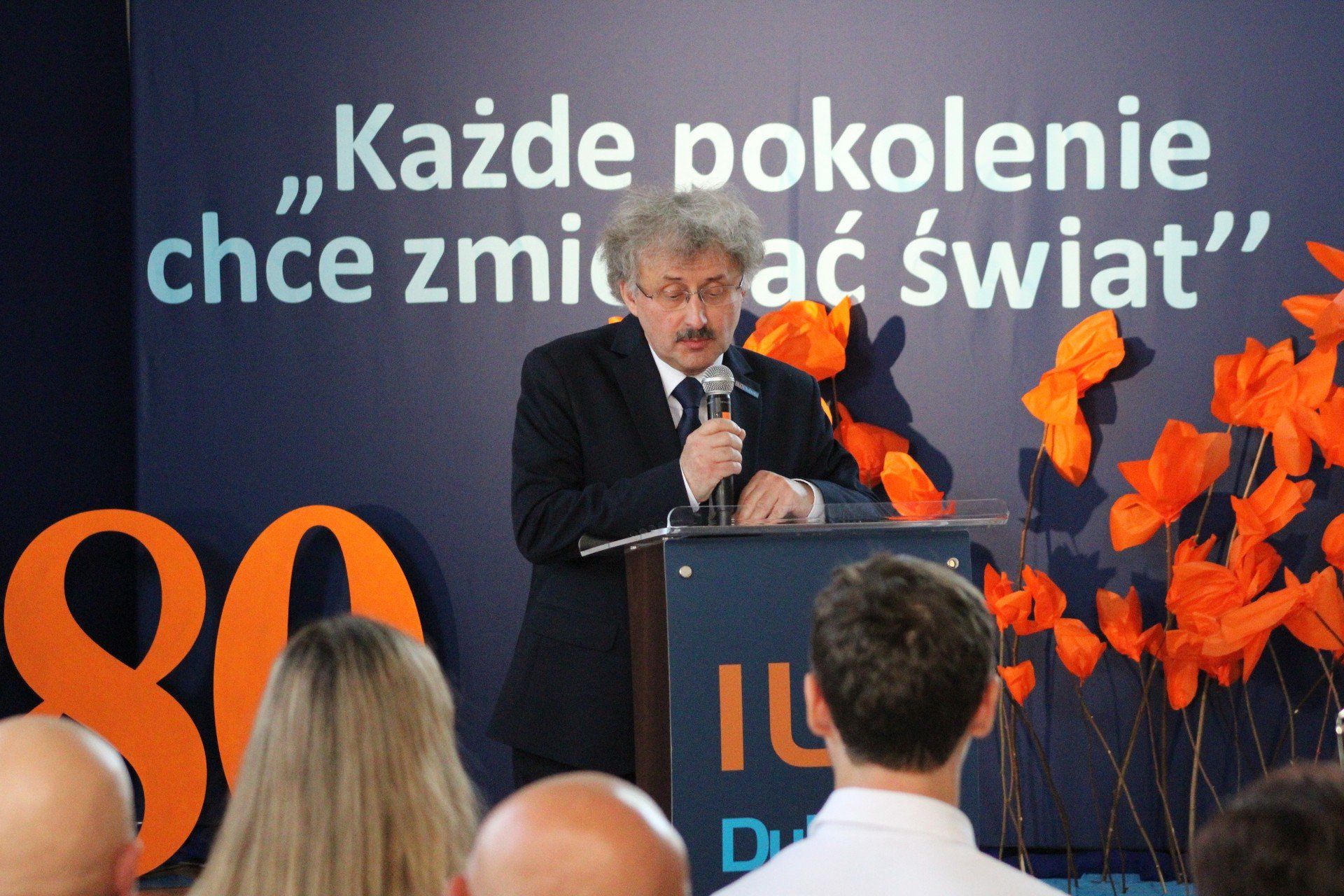 Uroczysta Akademia z okazji 80-lecia I LO im. Dubois w Koszalinie