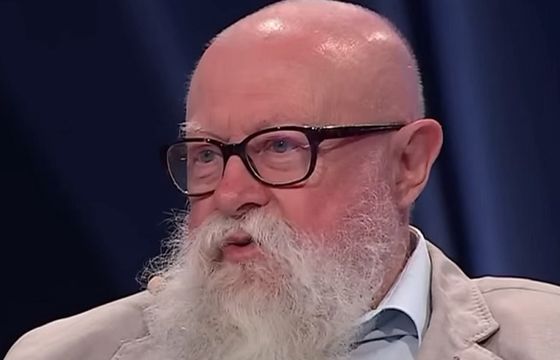 Prof. Bralczyk nie w Kanale Zero. Będzie miał program telewizyjny