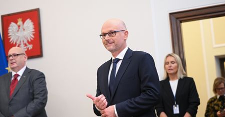 Maciej Berek już po ślubowaniu. Oto ile może zarabiać w TK