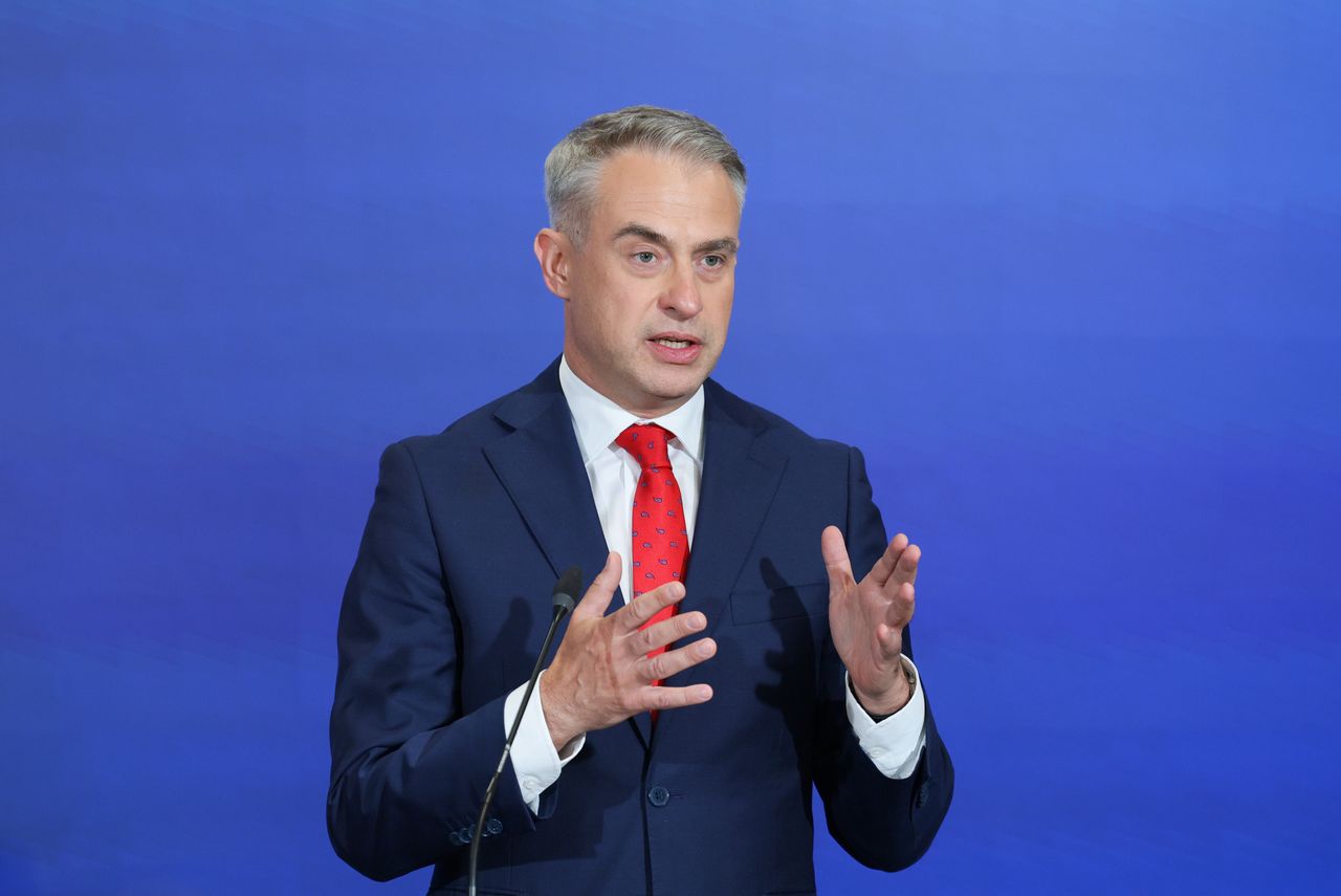 "Nie zostały jeszcze nigdzie opublikowane". Minister o danych milionów Polaków