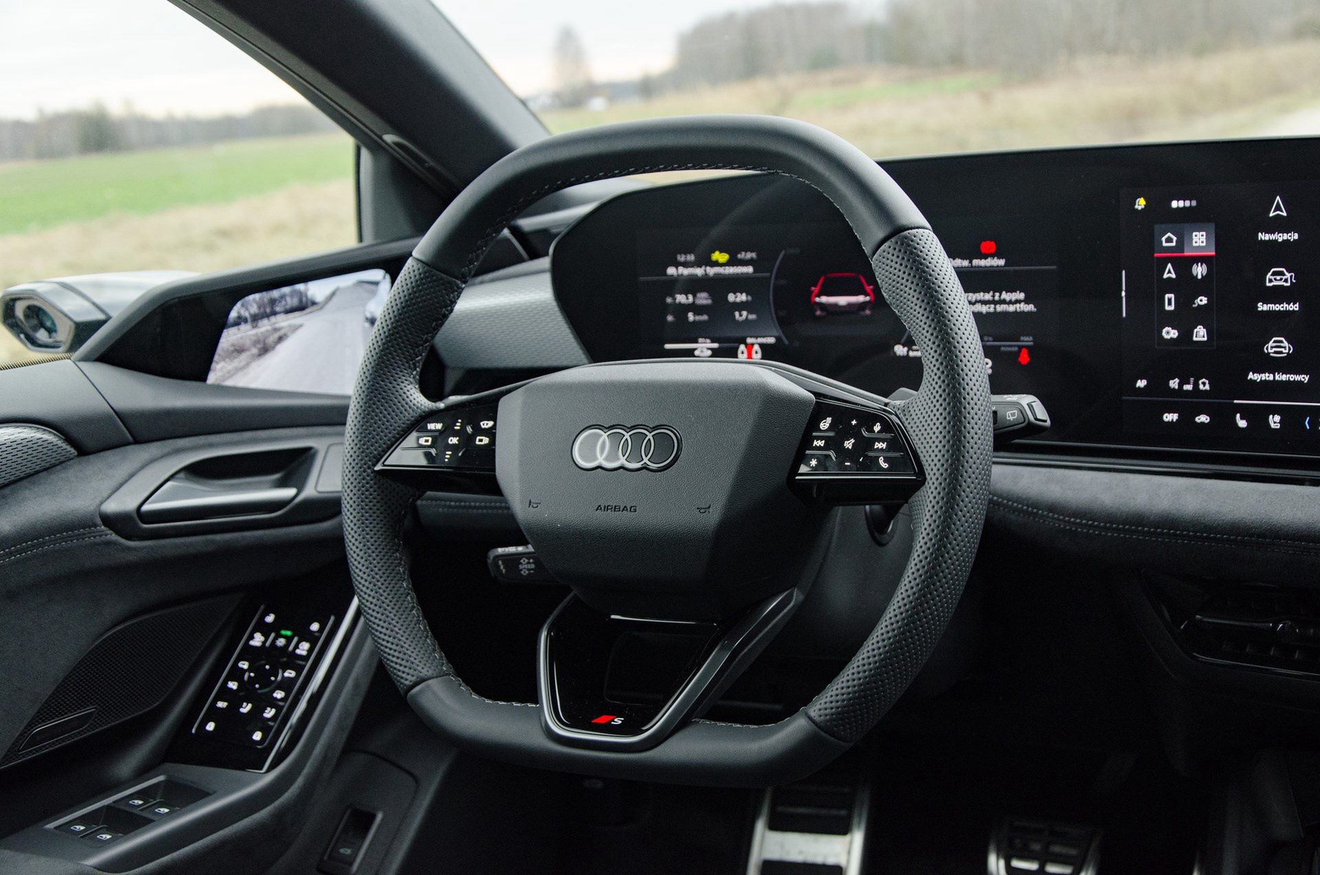 Audi S6 e-tron