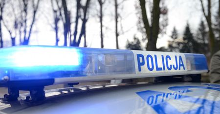 Opolskie. Zwłoki mężczyzny w mieszkaniu. Policja zatrzymała 63-latka