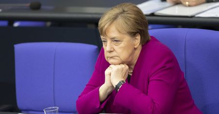Koronawirus w Europie. Merkel ostrzega. "Jesteśmy na początku pandemii”