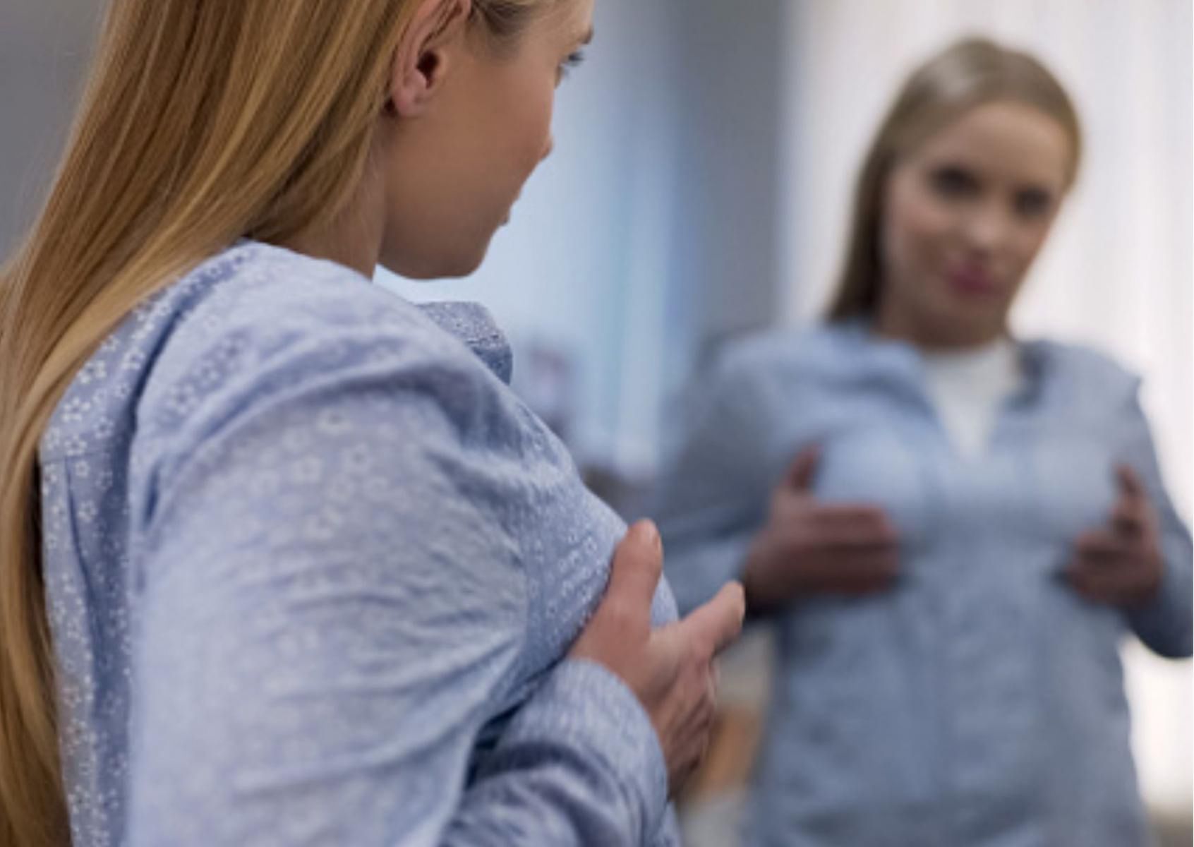 Powiększenie piersi preparatem aquafilling. Dlaczego jest niebezpieczne?