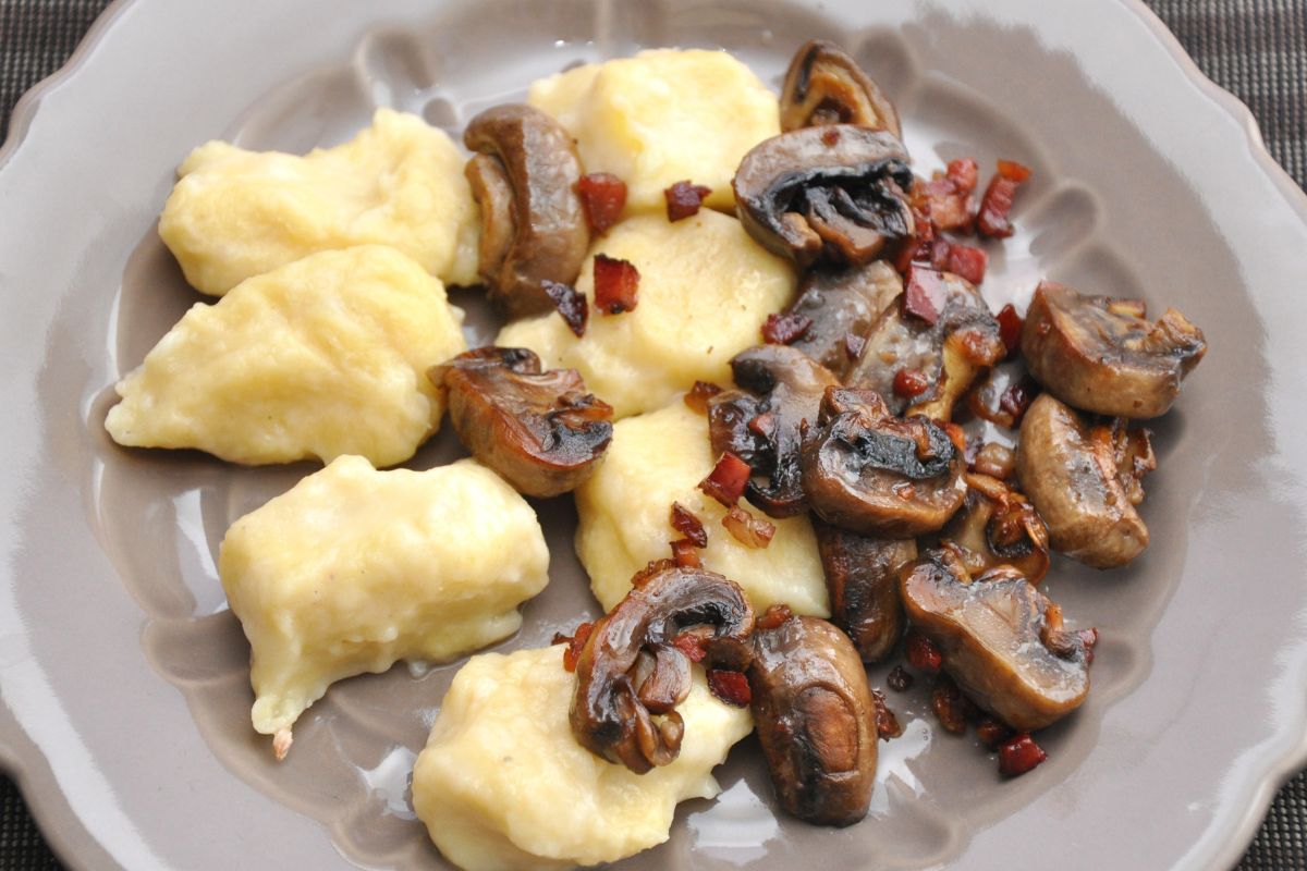 Tradycyjne kluski z Lubelszczyzny. Smakują jak kopytka, a o wiele łatwiejsze