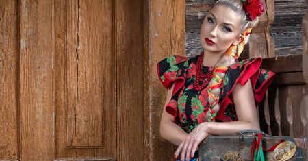 Cleo rozpuściła włosy i rozpięła bluzę. Fani zachwyceni