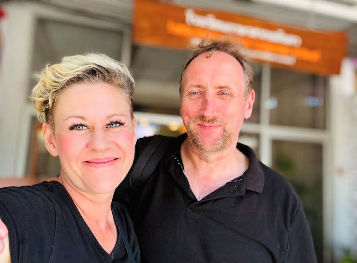 Dominika Clarke z mężem