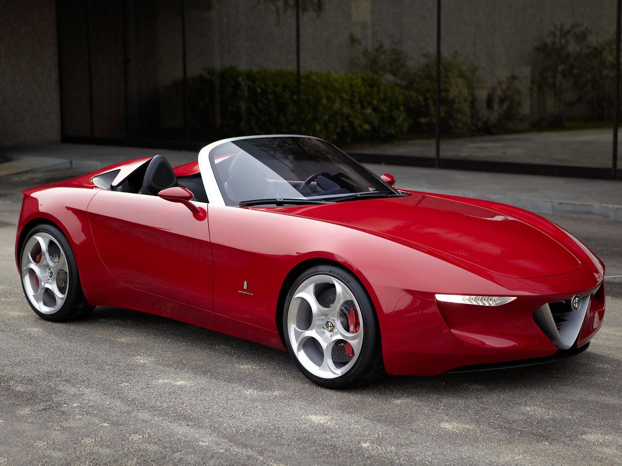 Pininfarina Alfa Romeo 2uettottanta Concept