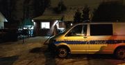 Wieliczka. Policjanci pomagali gasić pożar, jeden z nich trafił do szpitala