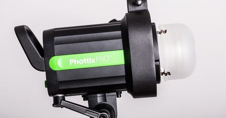 Phottix Indra 500 - mobilna lampa z systemem TTL [test]