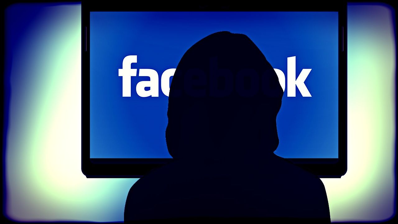 Facebook zatrudni 3000 nowych osób do walki z hejtem i przemocą