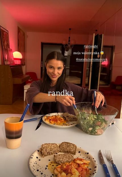 Natsu na "nocowance" u Julii Wieniawy