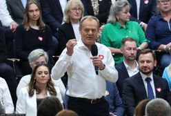 Tusk kpi ze słów Kaczyńskiego. "Ogłosił, że mamy być szczęśliwi, że nie skończyliśmy jak Nawalny"