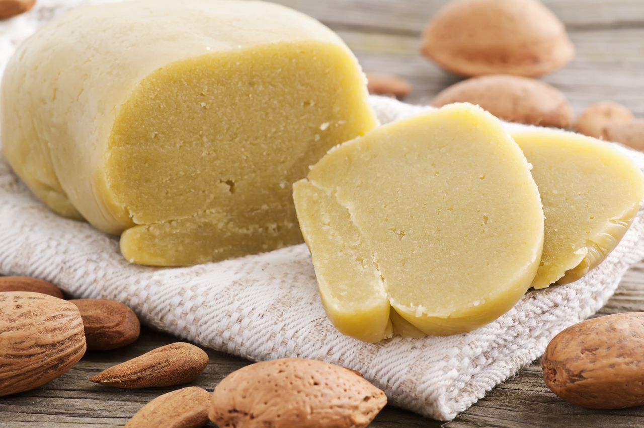 Jak zrobić marcepan? Najprostszy przepis