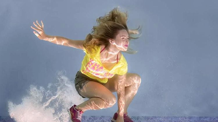 Eric Raeber wywrócił świat do góry nogami w swoim podwodnym projekcie „The Underside” 1